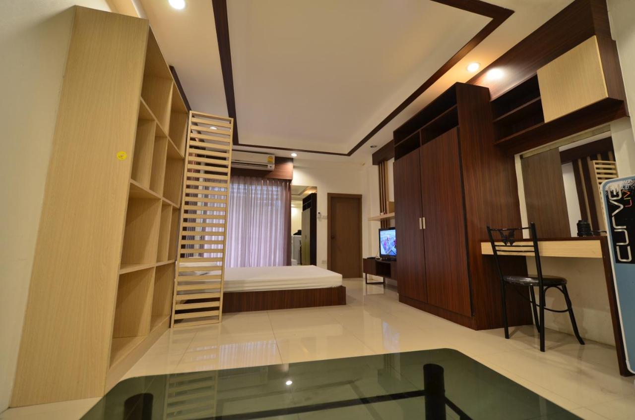 Ze Residence Bangkok Bagian luar foto